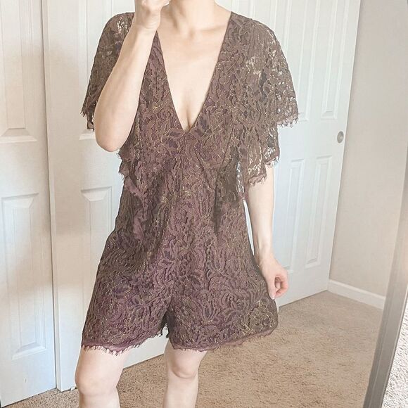 Dress The Population Lace Romper Burgundy Gold M - Picture 9 of 11